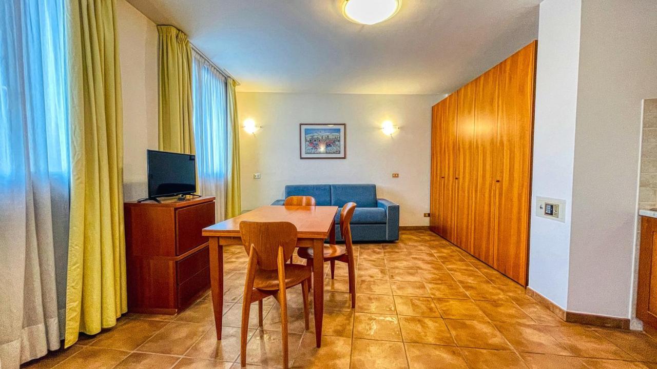 Appartamento Smith Arneis - Affitti Brevi Italia Bardonecchia Εξωτερικό φωτογραφία